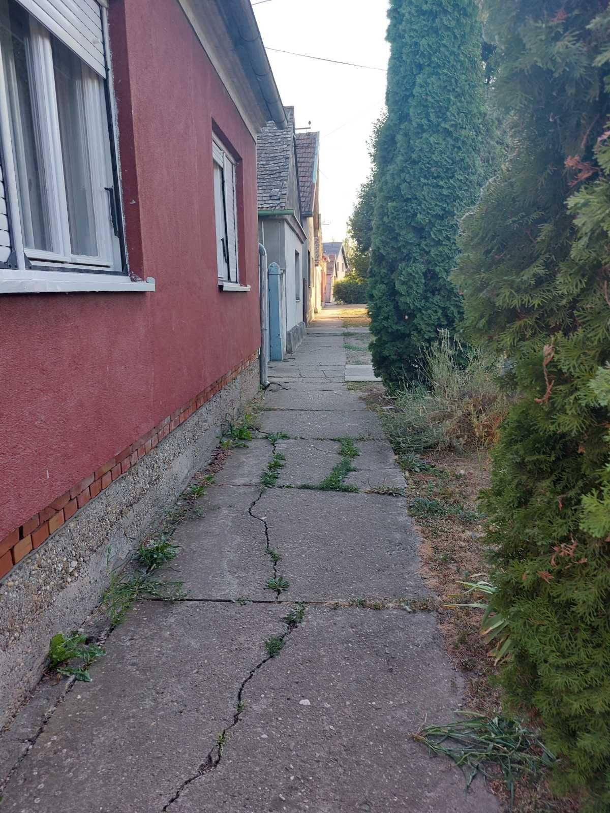 Дом, 968 м², 101 000$ — FAKTOR